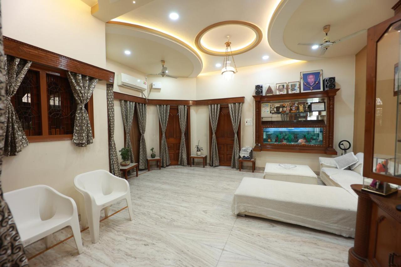 Kapoor Sahab Homestay : It'S A Home Away From Home. Varanasi Luaran gambar